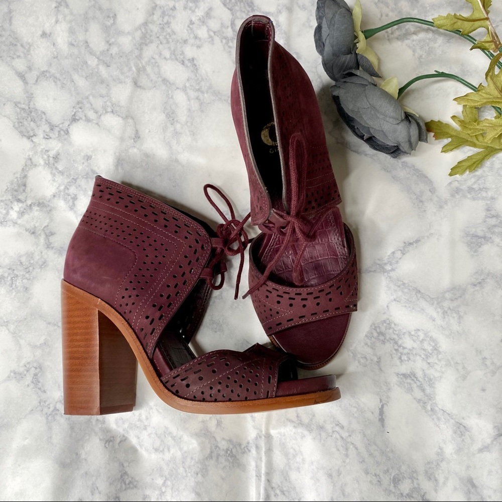 Gianni Bini Gypsie Daze Heel